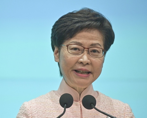 行政長官林鄭月娥與多名獲邀人士已抵達北京。資料圖片