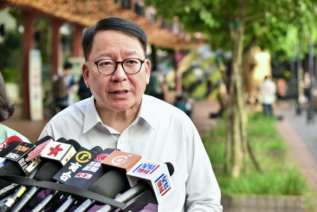 政務司司長陳國基呼籲巿民踴躍投票。 政務司司長陳國基呼籲巿民踴躍投票。