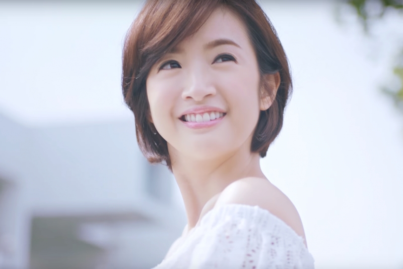 其實以往依晨都試過短髮。