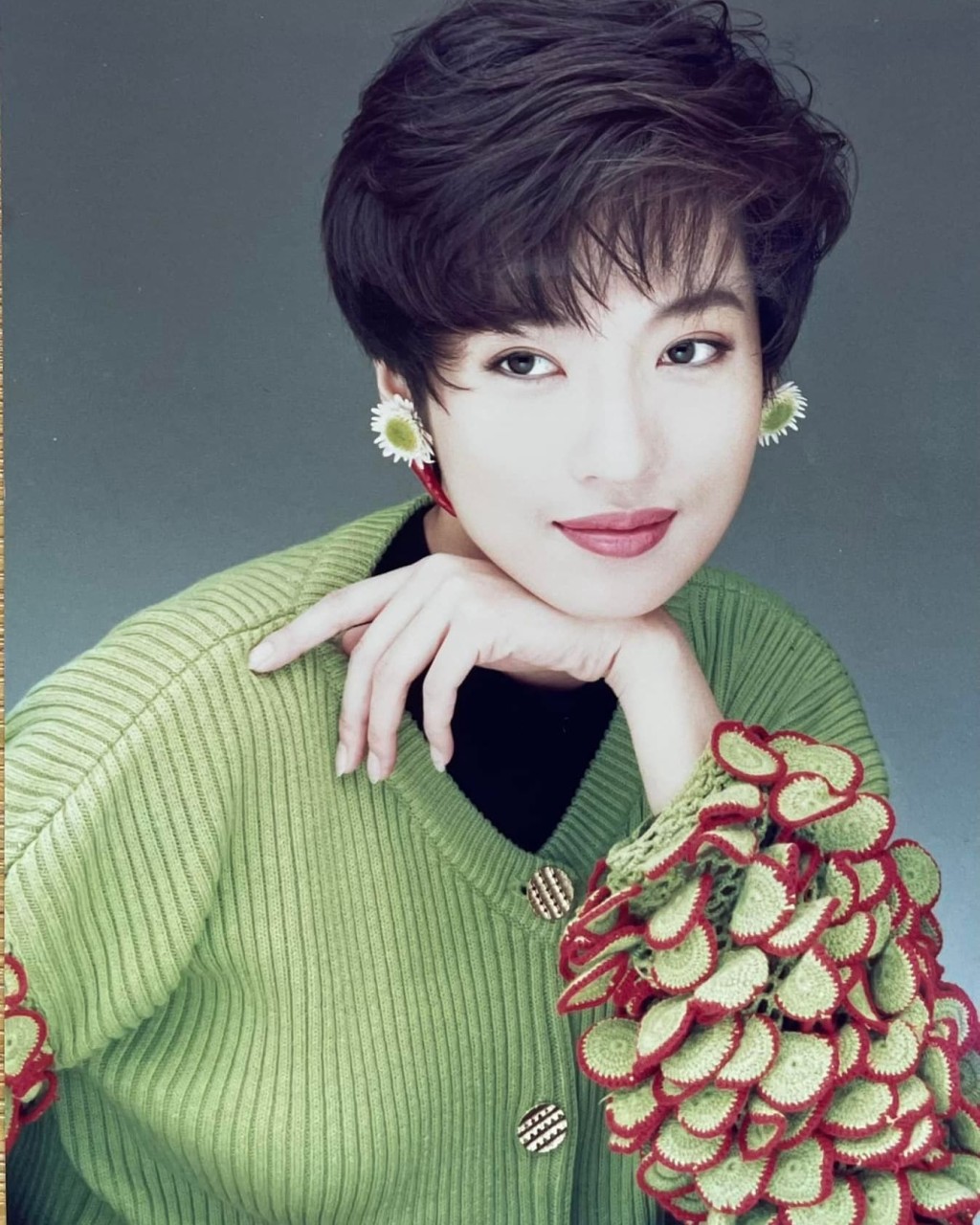 溫翠蘋在1989年參加環球中國小姐選美並獲得第二名。