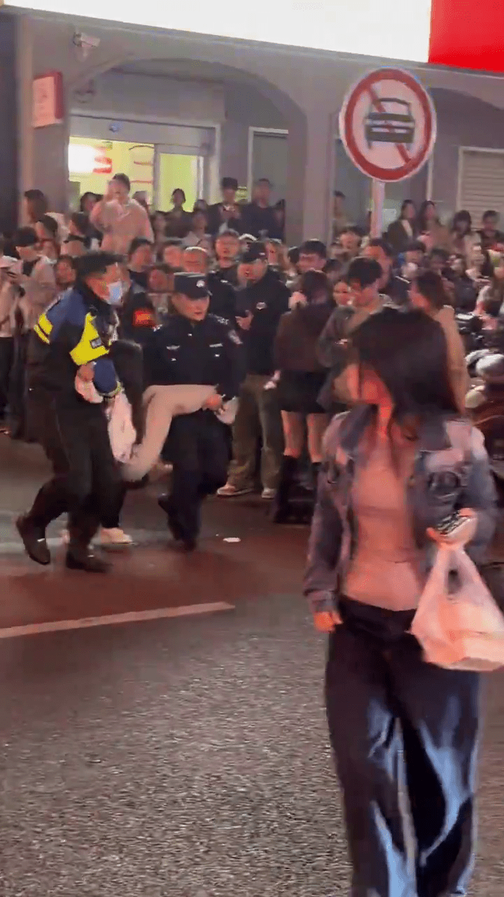 傷者被送院。 傷者被送院。