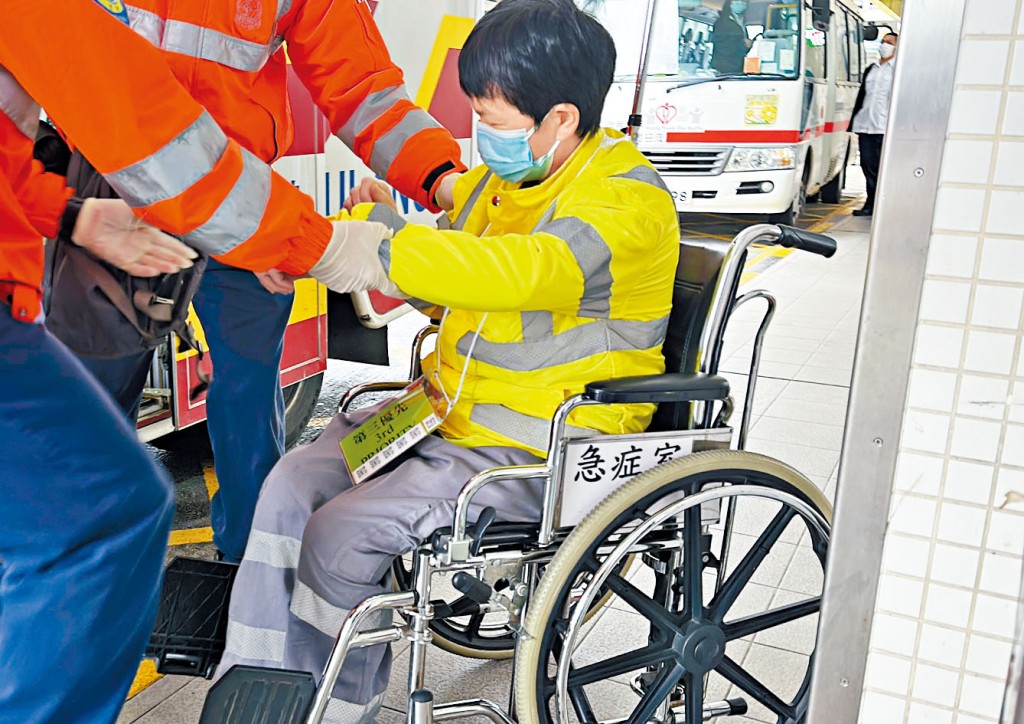 東涌車禍女傷者華姐講述事發經過仍猶有餘悸。