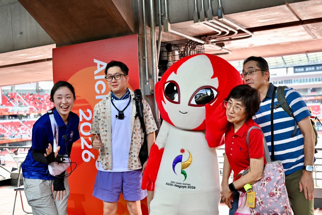 近半数观众提早入场。刘骏轩摄
