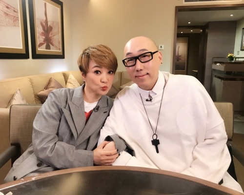 NelNel除了幫慧嫻向前度放風,仲搞埋裝扮赴首次約會。