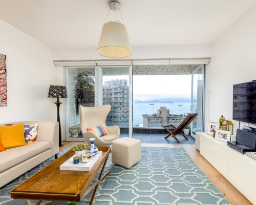 这是碧瑶湾27座中层单位，实用面积1314方呎，3房 1套房间隔。