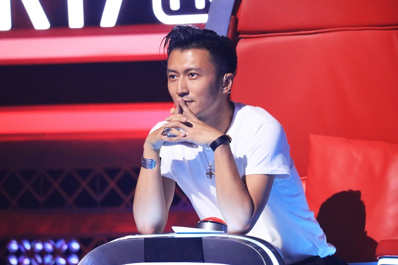 霆鋒被庾澄慶大讚是「最投入的導師」。