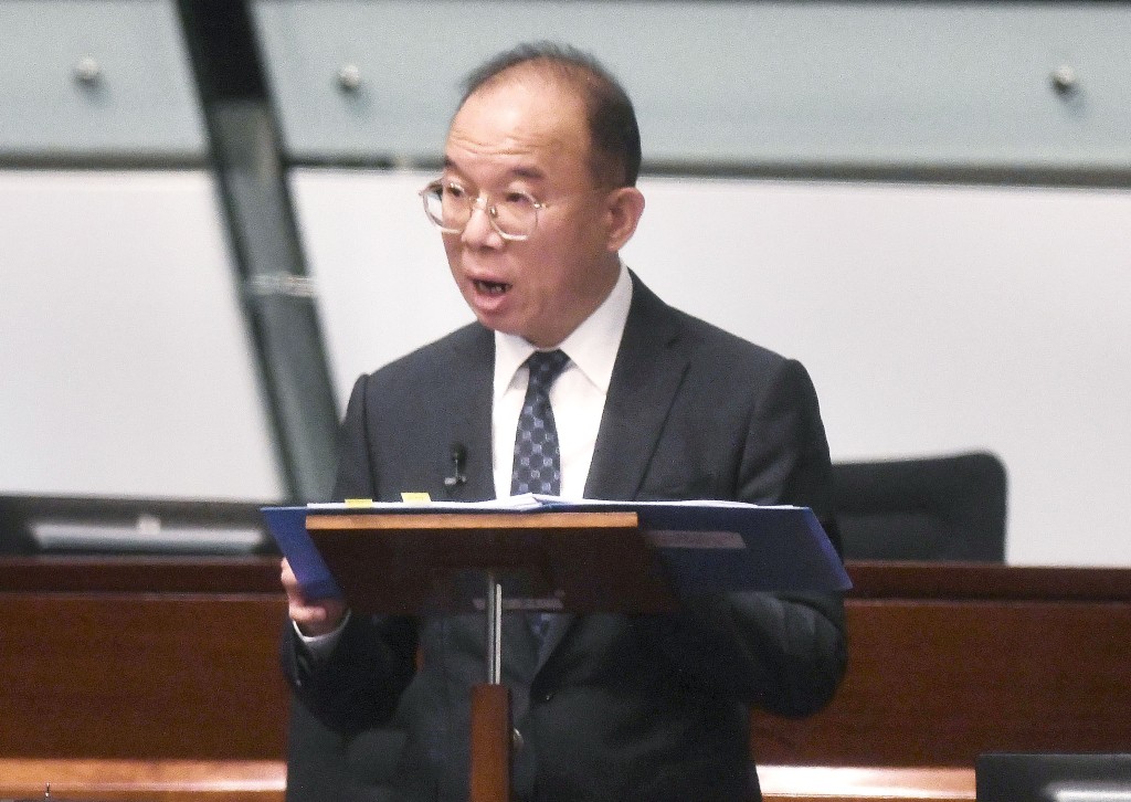曾國衛表示打算在功能界別選舉中使用自動點票機。資料圖片