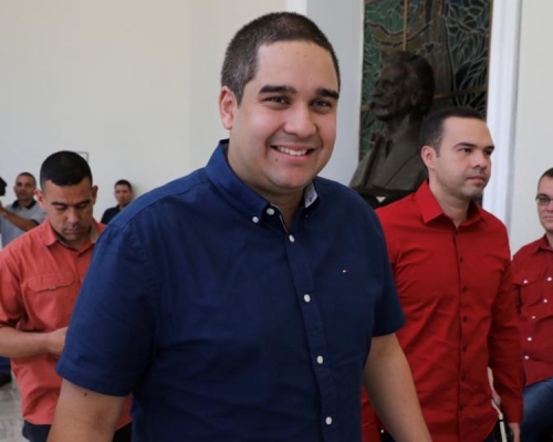 美𡩦布制裁委内瑞拉总统马杜罗儿子格拉。