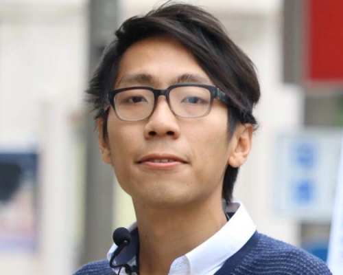 伍健伟指，用专页的赞好数目进行一场「公投」。伍健伟FB图片