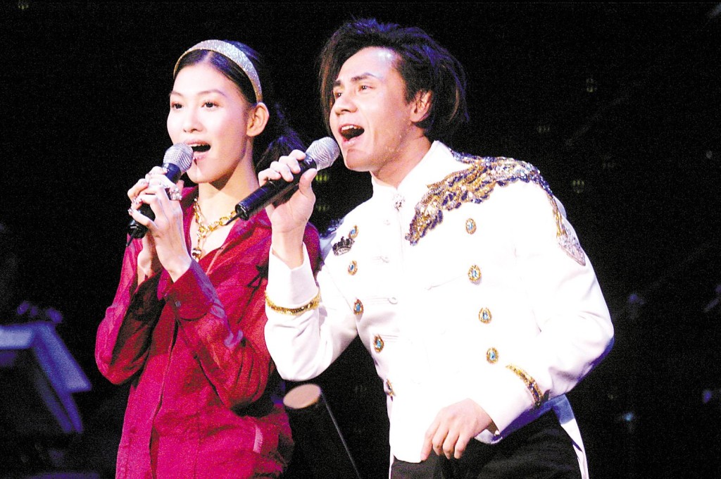 2006年12月李彩華及黃凱芹雙雙到大西洋城演出。