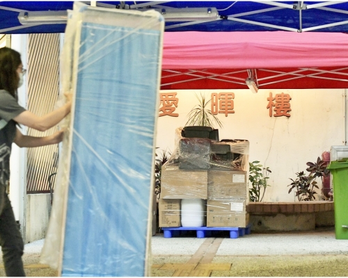 友愛邨愛暉樓3座疑現垂直傳播。資料圖片