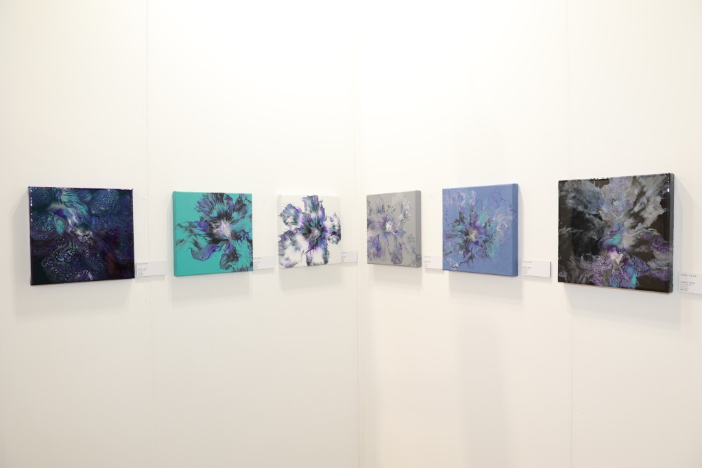 今次鄧麗欣花了近兩個月時間籌備，展出15幅心血畫作並公開發售。