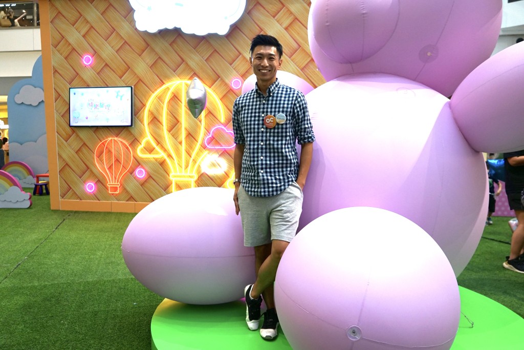 兒童活動策劃顧問潘錦暉將MBI（Mind- Body Intelligence，兒童身心智能發展）學前運動理念融入活動中，引導孩子討論、設計、主持活動及參與表演。