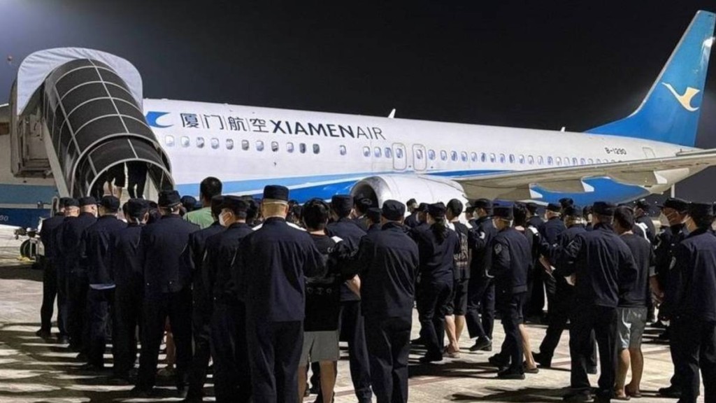 柬埔寨連續兩日遣返逾400名中國籍電騙疑犯回中國。柬中時報