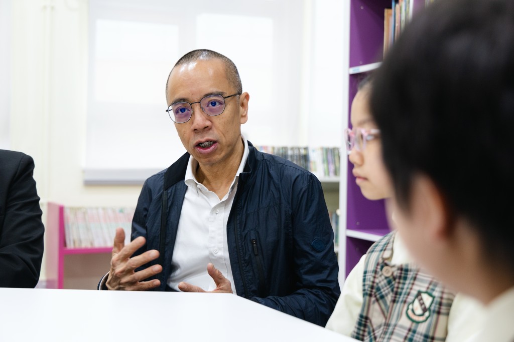 学务主任汪英伟老师（图：李沃涛）