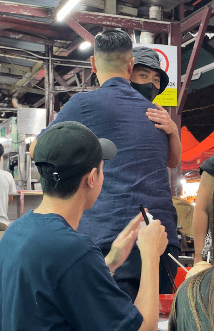 黃宗澤表情歡快。