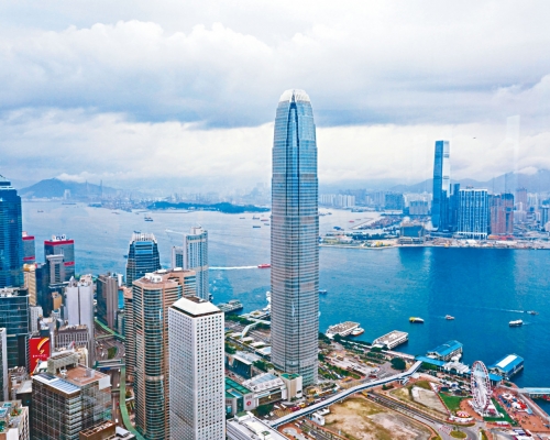 統計處數字顯示,以香港作為總部的美國公司數目按年少1成至254家,是18年新低。 資料圖片