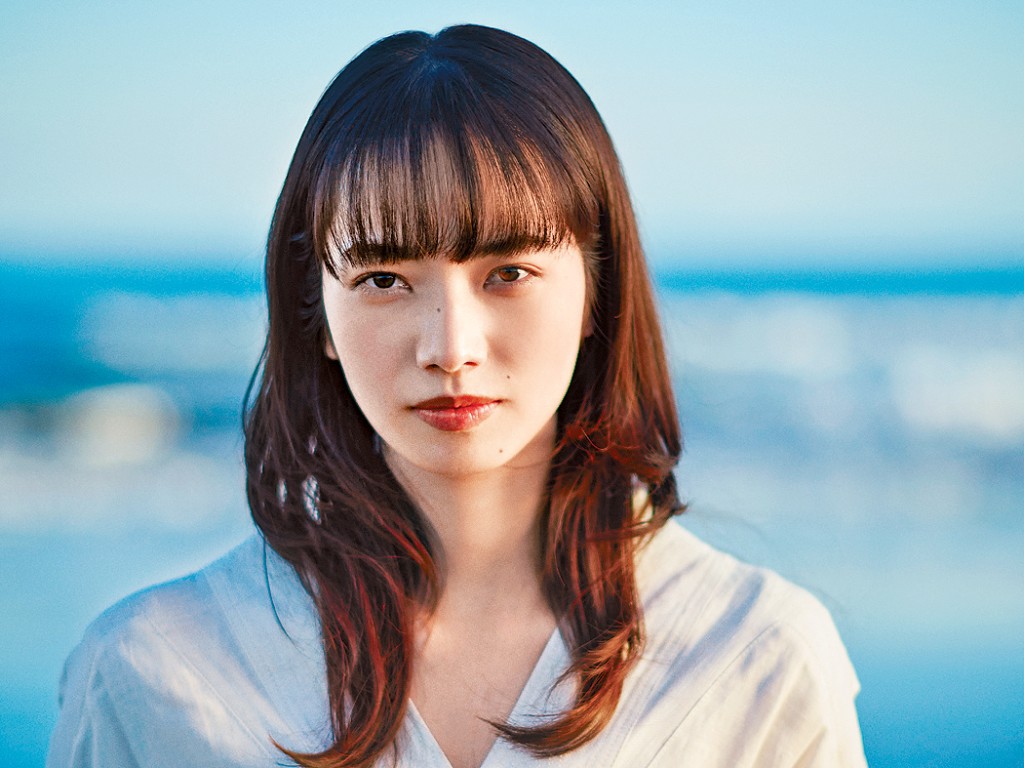小松菜奈讓迷路的二宮和也想起了一些重要事情。 小松菜奈讓迷路的二宮和也想起了一些重要事情。