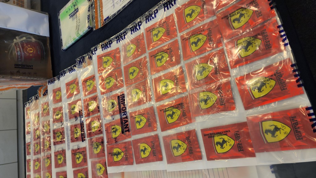警方展示證物。