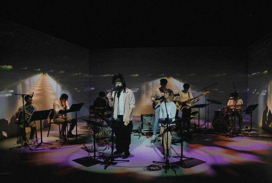 表演團體Endor by Drip Music，他們將以電影音樂體驗形式，配合即時影像和騷靈音樂，帶領觀眾穿越香港的大街小巷。政府圖片
