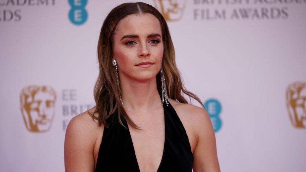 2022年愛瑪在BAFTA上暗批羅琳恐跨性別人士。 2022年愛瑪在BAFTA上暗批羅琳恐跨性別人士。