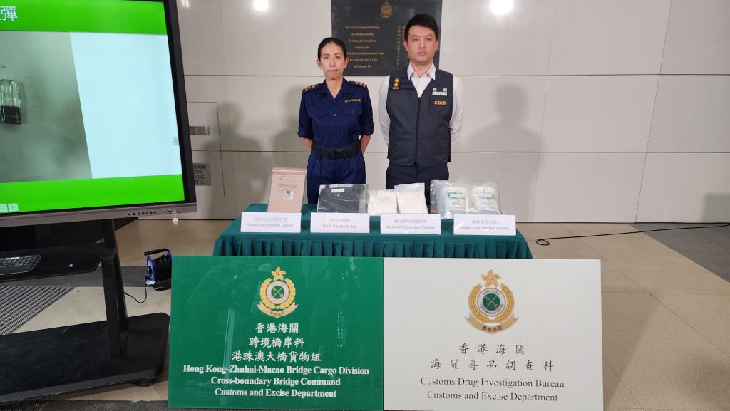 海關講述案情。黃文威攝