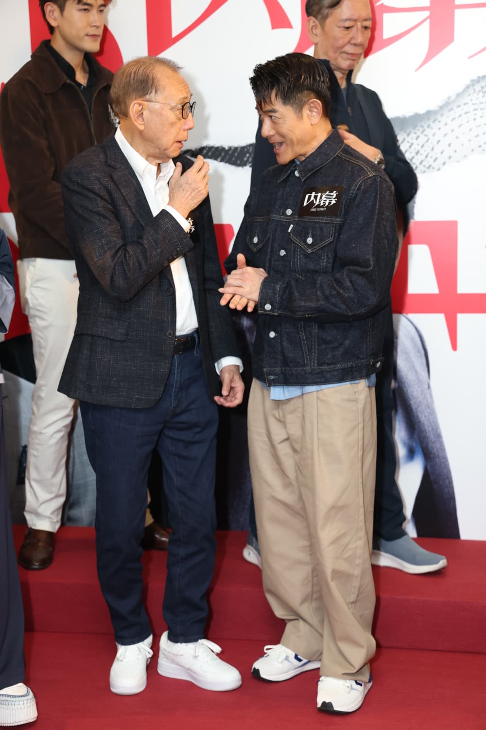 郭富城與英皇集團主席楊受成博士有講有笑。 郭富城與英皇集團主席楊受成博士有講有笑。