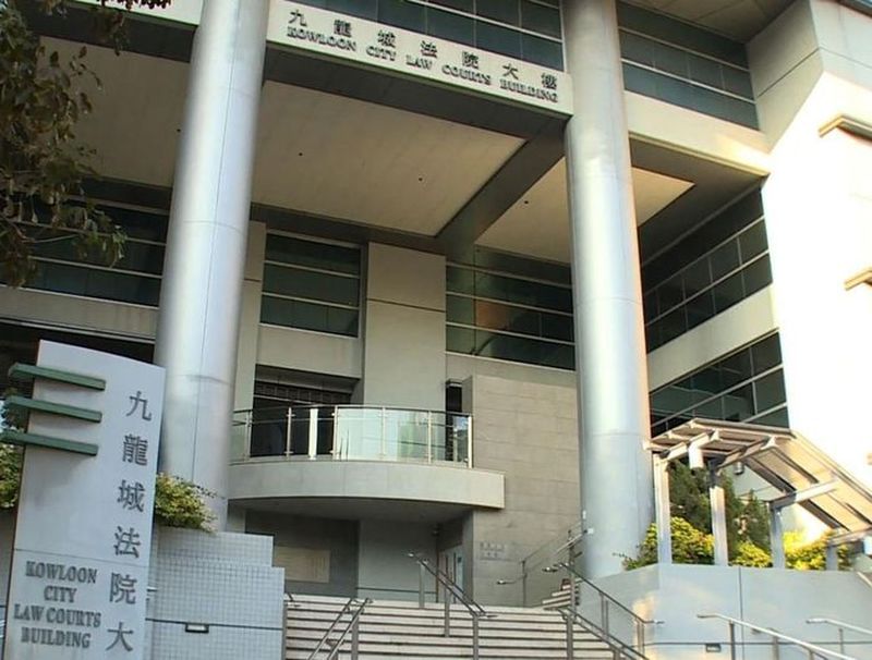 女西醫涉安排不符合資格家屬接受醫療服務,被控公職人員行為失當,今日於九龍城裁判法院續審。 資料圖片
