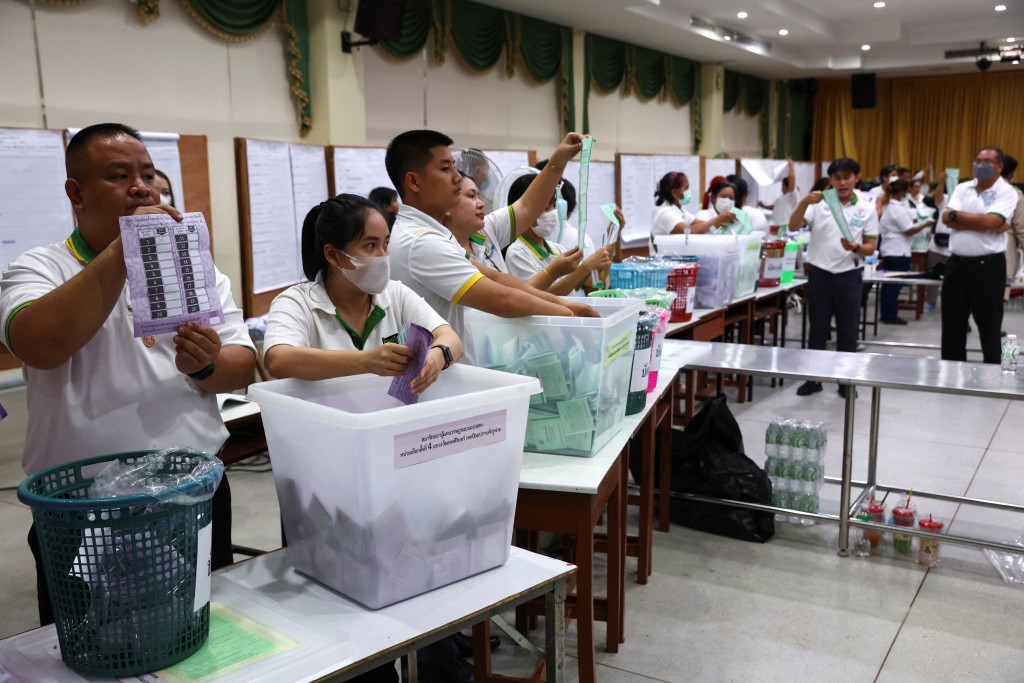 泰國大選點票工作進行中。路透