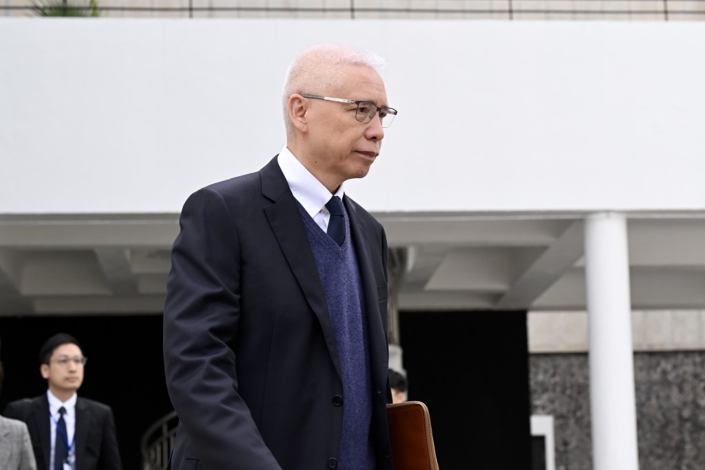 獨立委員會委員歐陽伯權。