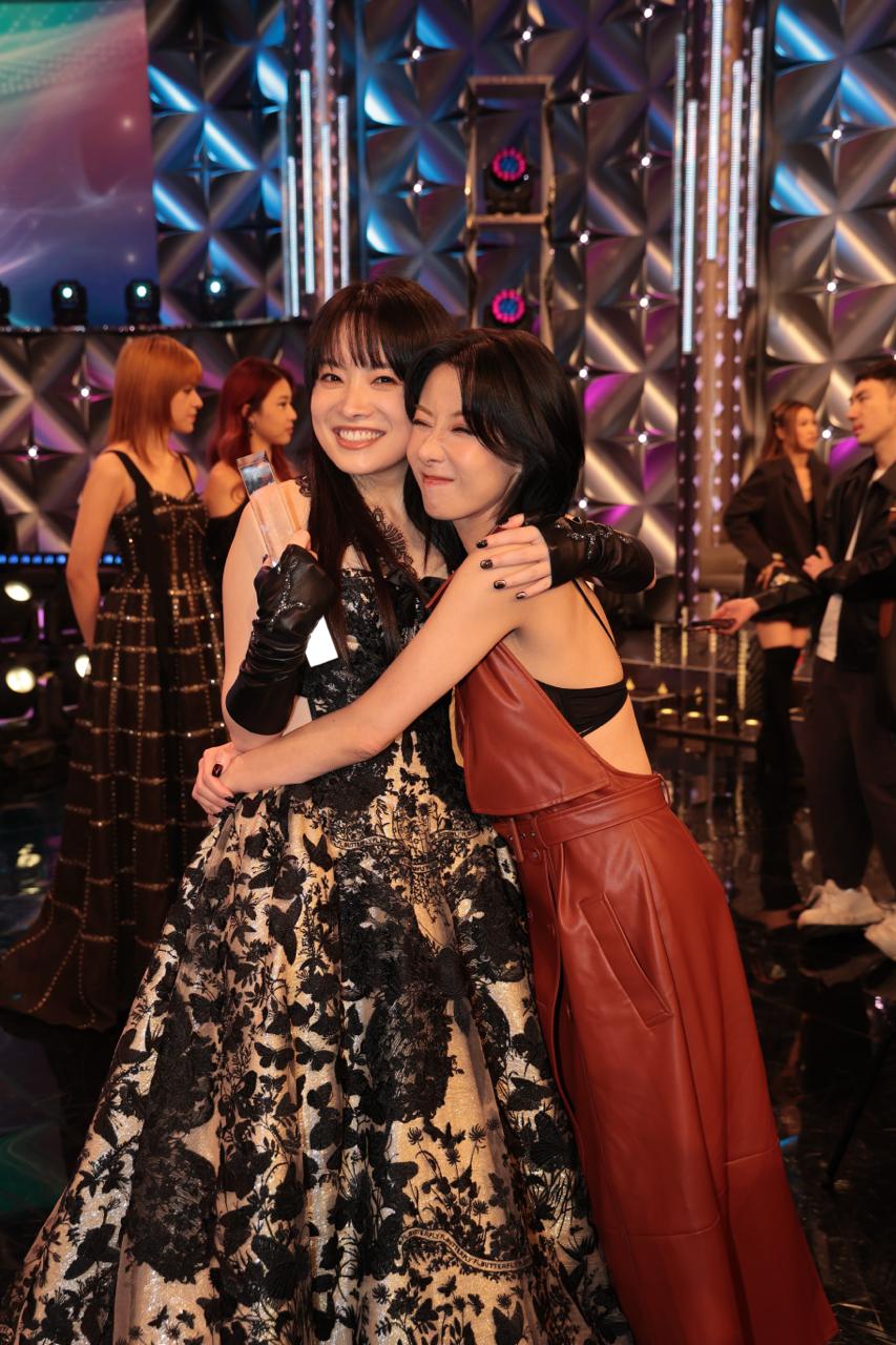 泳兒笑柯雨霏是「未知數」。