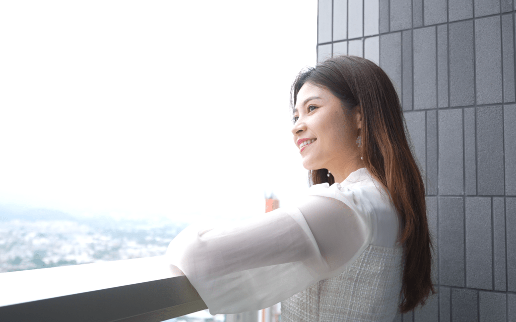 露台外望開闊山景,可以讓住戶享受戶外生活。 露台外望開闊山景,可以讓住戶享受戶外生活。