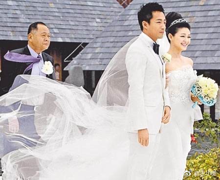 二人當年閃婚。