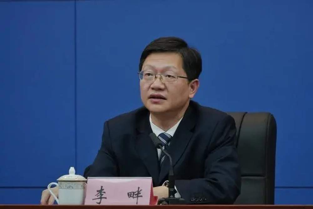 市衛生健康委副主任李畔：「重慶的感染高峰期應該已經過去了」。