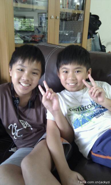 王秉熹与弟弟「Jacky仔」在90年代是活跃童星。