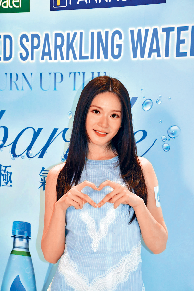 Cloud許願可以在澳洲或加拿大等不同地方開音樂會。