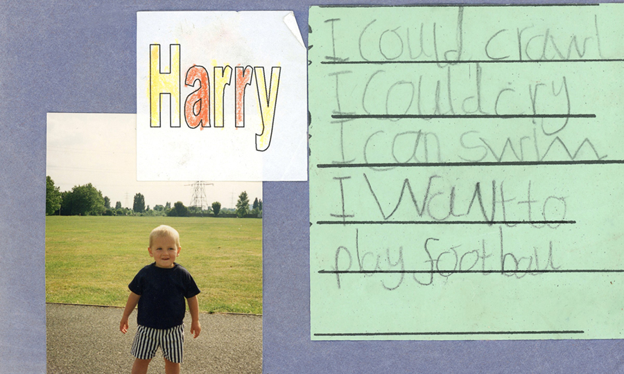 哈利卡尼小時候的筆跡。網上圖片