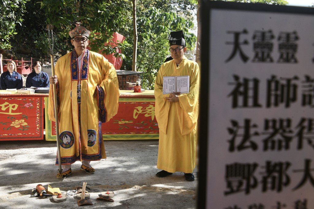 大埔元洲仔大王爺廟今日舉行法事,為罹難者超渡祈福。 大埔元洲仔大王爺廟今日舉行法事,為罹難者超渡祈福。