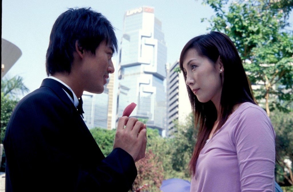 吳美珩與林峯曾合作2006年劇集《女人唔易做》。 吳美珩與林峯曾合作2006年劇集《女人唔易做》。