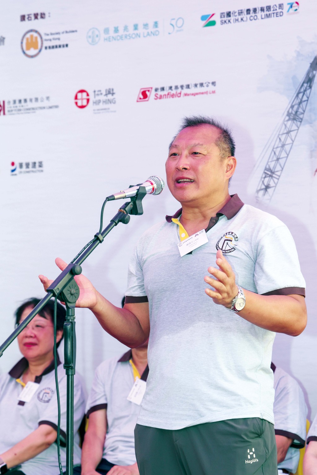 香港魯班廣悅堂高級副主席謝偉正工程師提到,人工智能、機械人技術及數碼管理正逐步應用於不同工程項目。 香港魯班廣悅堂高級副主席謝偉正工程師提到,人工智能、機械人技術及數碼管理正逐步應用於不同工程項目。