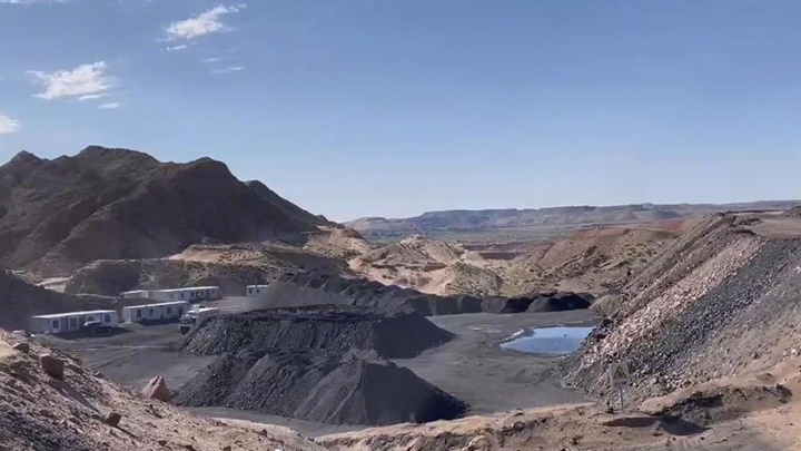 甘肅省發生煤礦山泥傾瀉事故，至少9人罹難。網上圖片