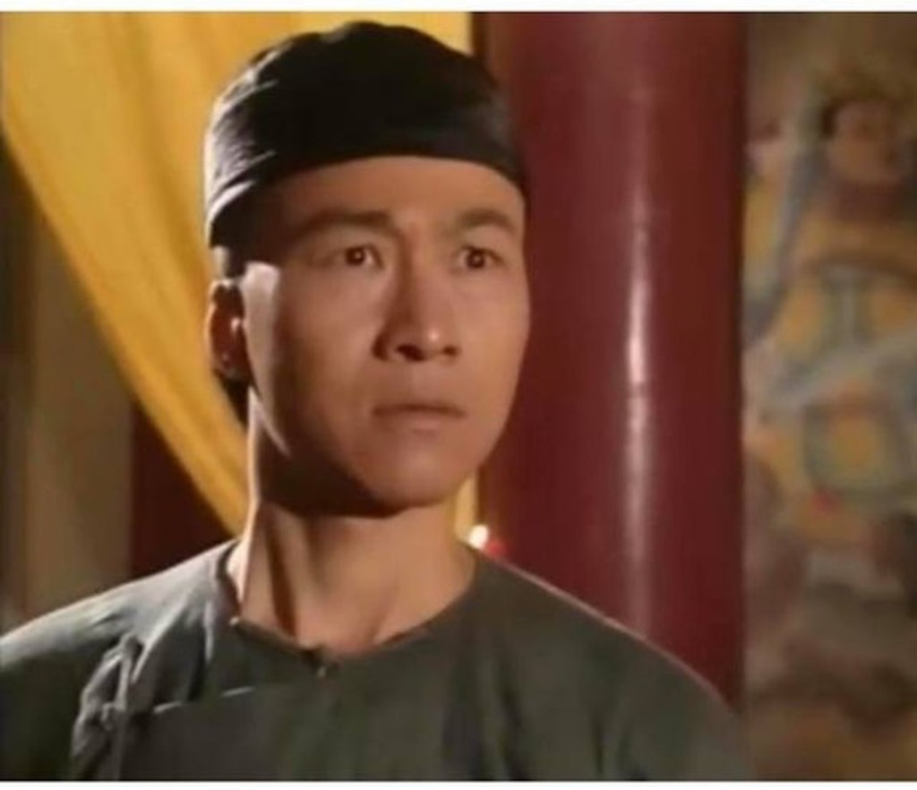 吳博君曾飾演多部無綫劇集，演過店小二、反派等綠葉角色。