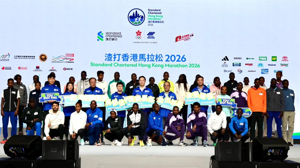 今年的特邀跑手冠绝各届渣马。徐嘉华摄