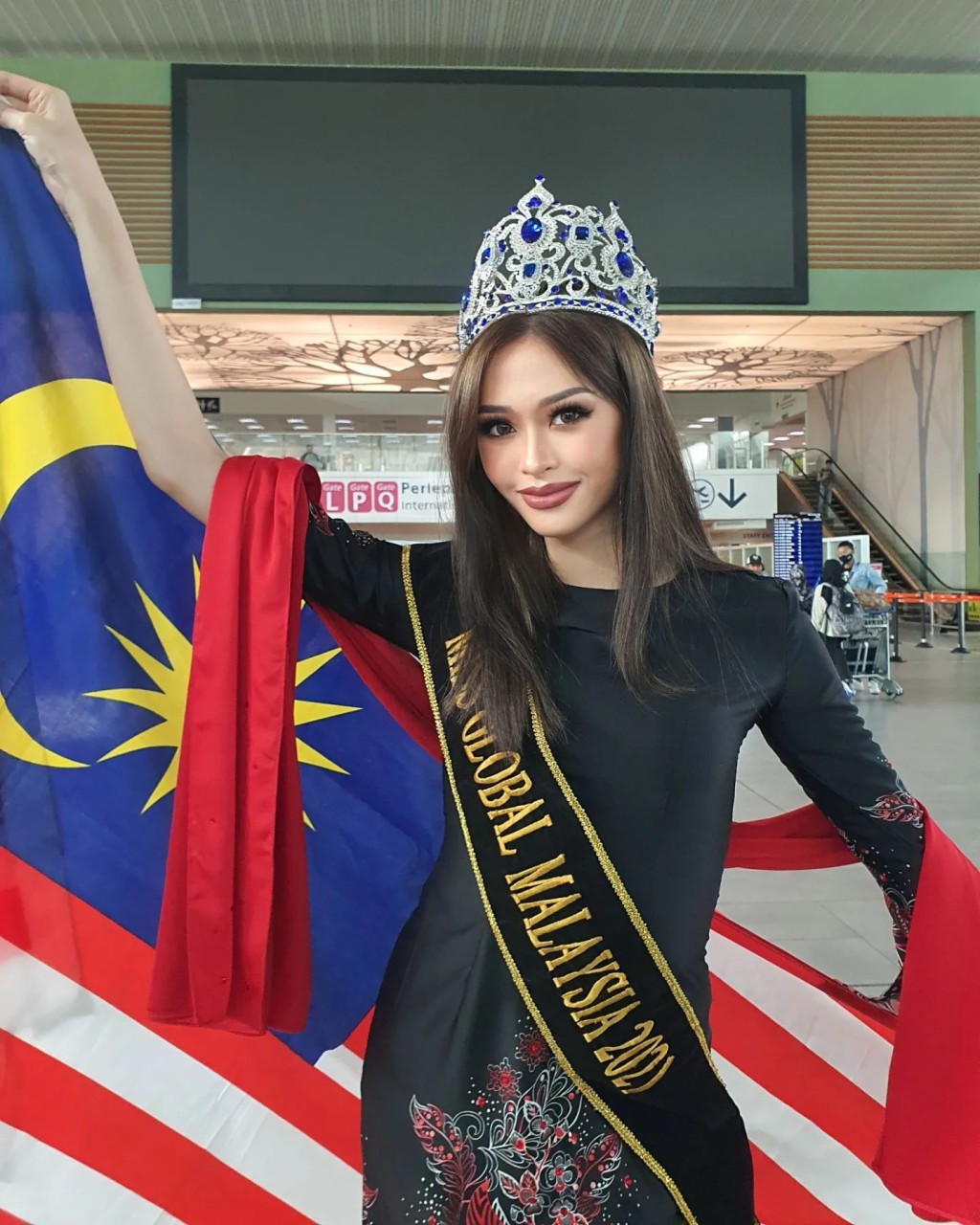 林雪卉代表馬來西亞參加世界環球國際小姐2021/2022。