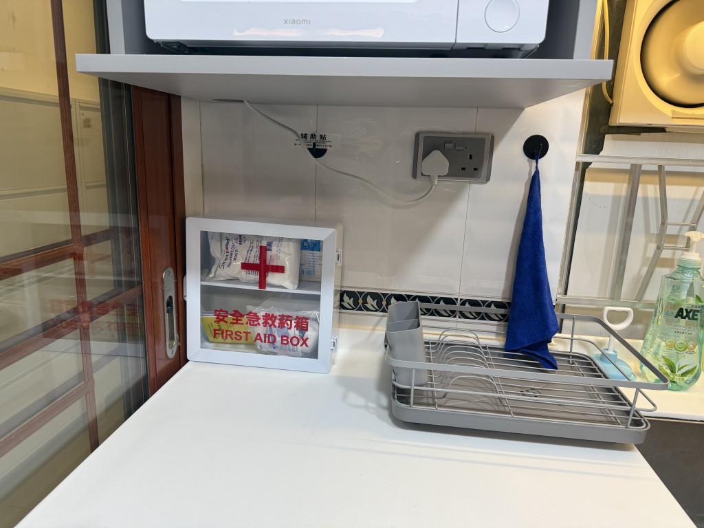 每人淨樓面實用面積最少3.4平方米。 每人淨樓面實用面積最少3.4平方米。