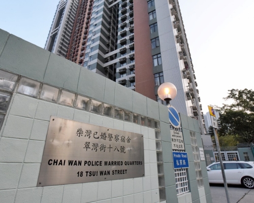 律政司今入稟高等法院申請禁制令,冀法庭下令禁止市民妨礙或佔領各區警察宿舍及紀律部隊宿舍等附近範圍。 資料圖片