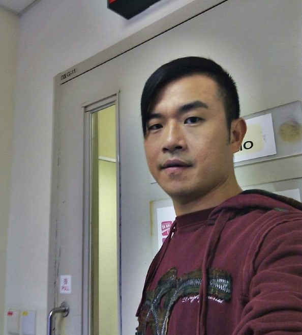 李啟傑為延續演藝事業不時捱飢抵餓。