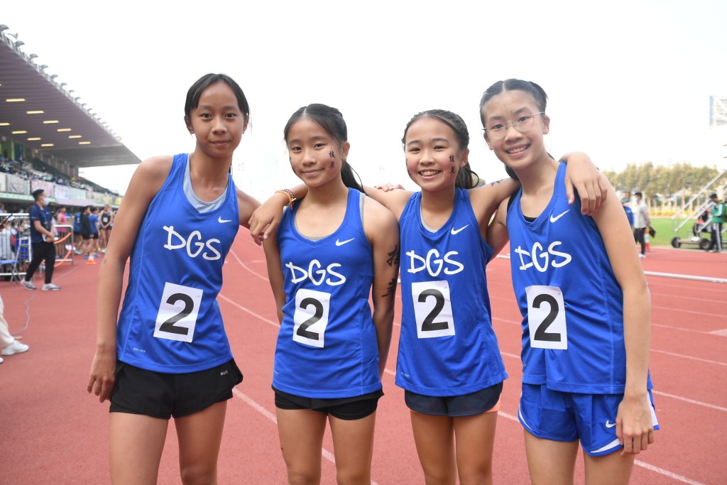 女子丙組4X400米接力新紀錄由女拔萃校隊創造。 本報記者攝