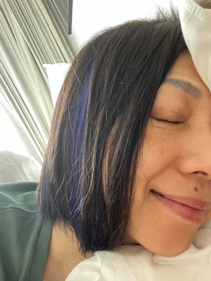 瞓醒一覺,叫大家唔好再X來X去,好搞笑!