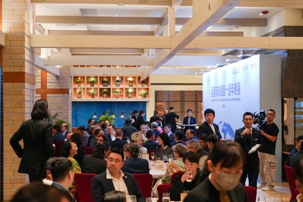 林定國賀航商總會成立一周年。林定國FB